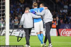 重伤！那不勒斯中场德布劳内大腿拉伤 至少缺席3个月