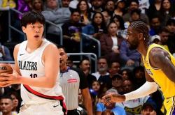 孟菲斯灰(huī)熊交易得利，杨瀚森一落千丈