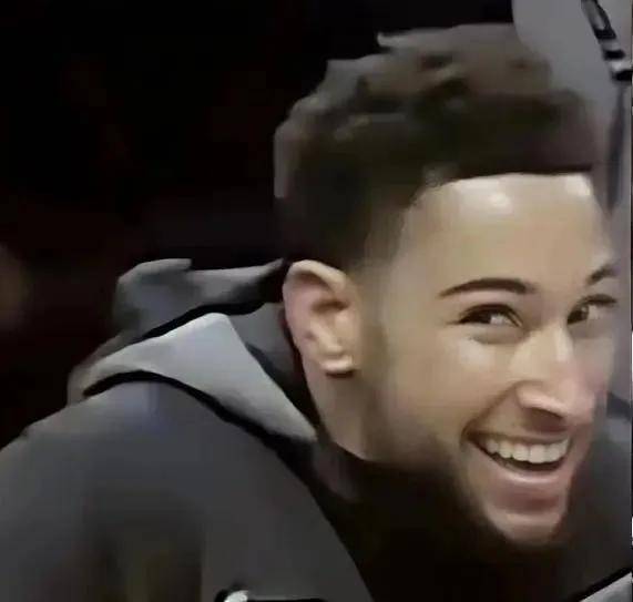曝将签约加盟！你好，西蒙斯！终于可以杀回NBA