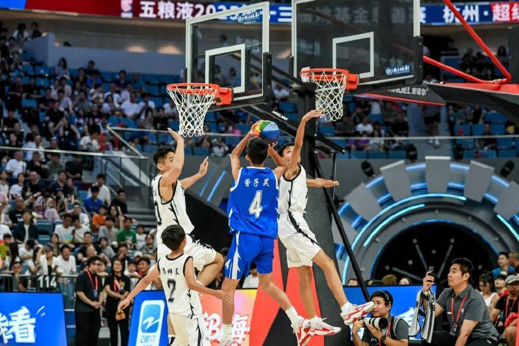 国寿同行！篮球少年圆梦之旅