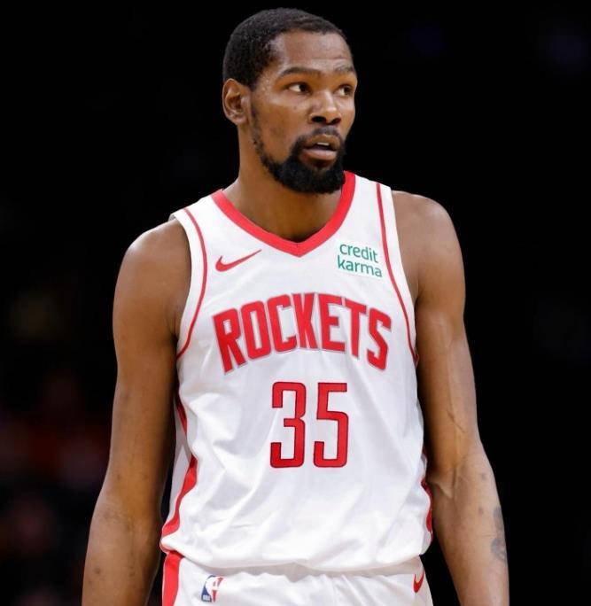 休斯顿火箭队潜力新星：22岁的阿门·汤普森