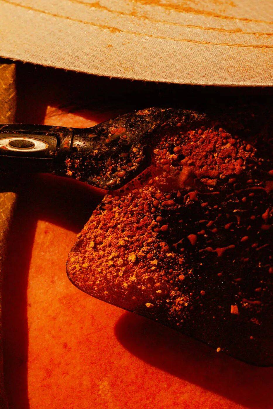 阿森纳携手 A-COLD-WALL 推出街头服饰系列